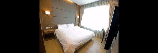 Picture of 2 bed Condo in Siri at Sukhumvit Phra Khanong Sub District C015809