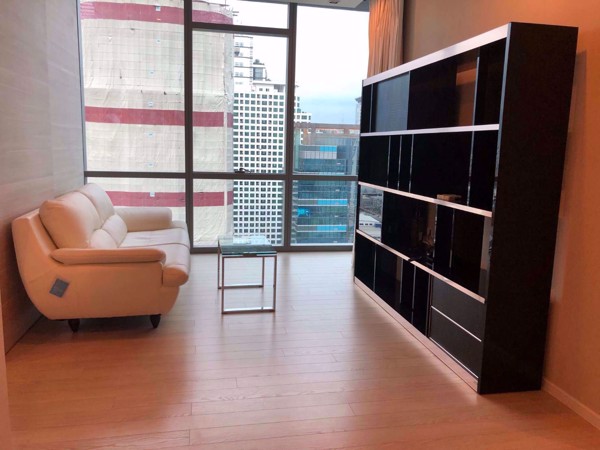 Picture of 1 bed Condo in The Room Sukhumvit 21 Khlong Toei Nuea Sub District C015845