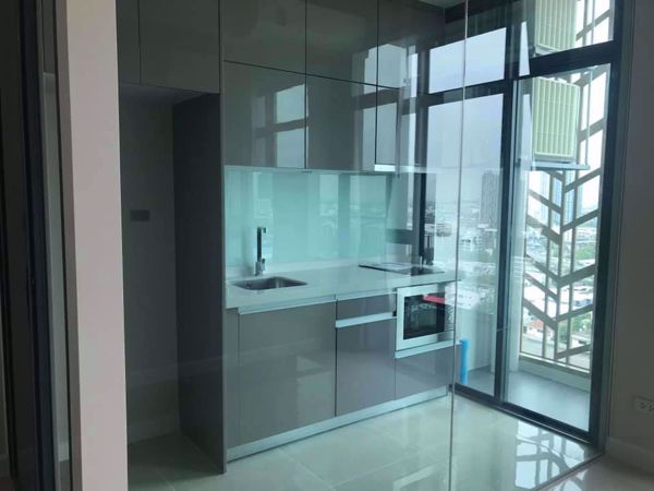 Picture of 1 bed Condo in Mayfair Place Sukhumvit 50 Phra Khanong Sub District C015851