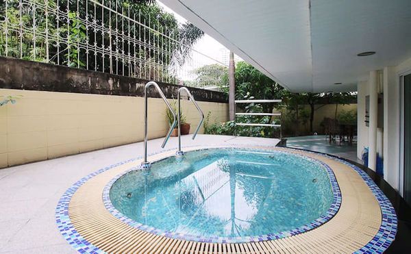 Picture of 2 bed Condo in SCC Residence Khlong Tan Nuea Sub District C015861