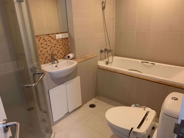 Picture of 1 bed Condo in The Alcove 49 Khlong Tan Nuea Sub District C015886