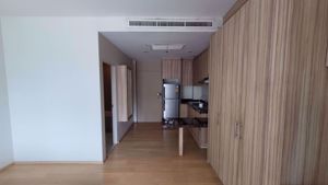 Picture of 1 bed Condo in Noble Reform Samsennai Sub District C015890