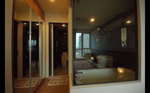 Picture of 1 bed Condo in Rhythm Sukhumvit Phra Khanong Sub District C015923