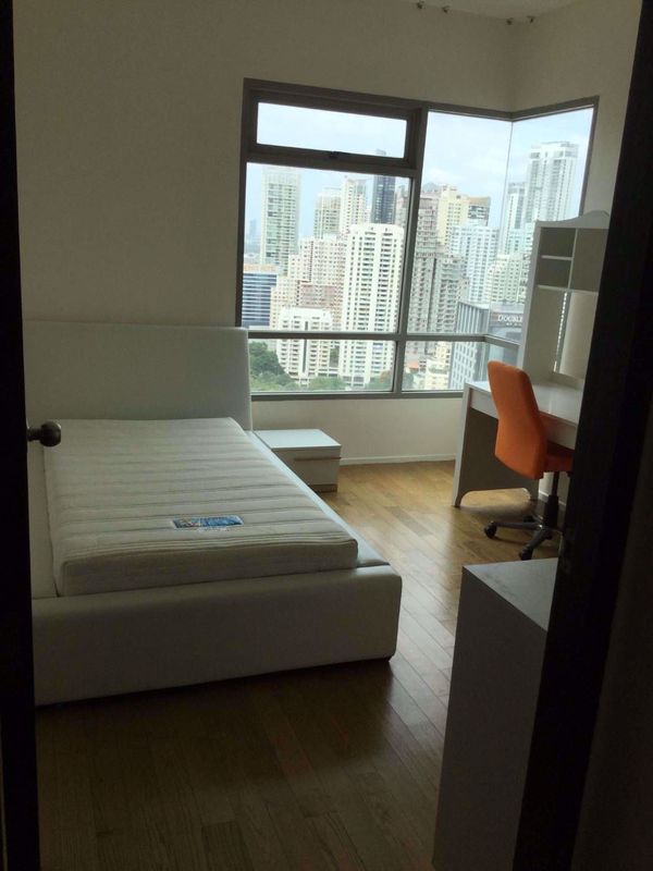 Picture of 3 bed Condo in The Madison Khlong Tan Nuea Sub District C015924