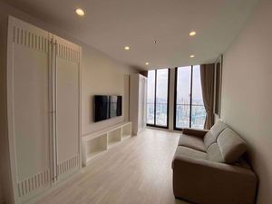 Picture of 1 bed Condo in Noble Ploenchit Lumphini Sub District C015933