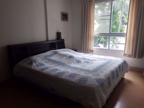 Picture of 1 bed Condo in Plus 67 Phrakhanongnuea Sub District C015966