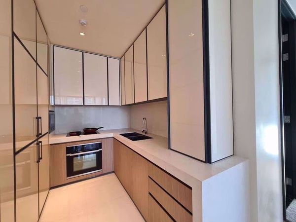 รูปภาพ 2 ห้องนอน Condo ในโครงการ BEATNIQ Sukhumvit 32 Khlongtan Sub District C016014