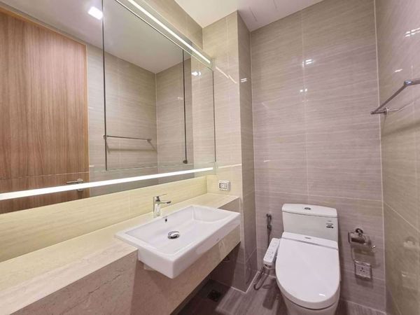 Picture of 2 bed Condo in Noble BE33 Khlong Tan Nuea Sub District C016101