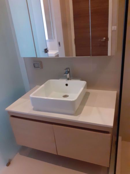 Picture of 1 bed Condo in Q Asoke Ratchathewi District C016113