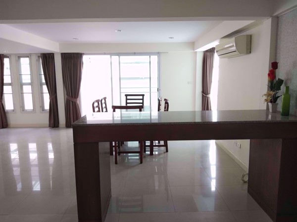 Picture of 3 bed House  Khlong Tan Nuea Sub District H016132