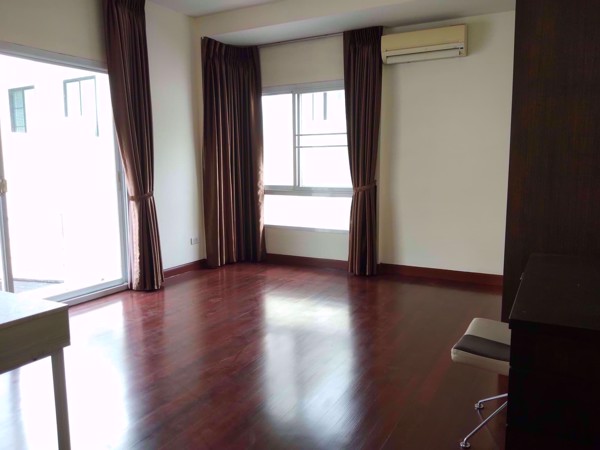 Picture of 3 bed House  Khlong Tan Nuea Sub District H016132