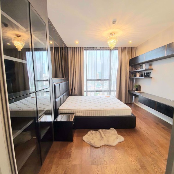 Picture of 1 bed Condo in The Bangkok Sathorn Yan Nawa Sub District C016144