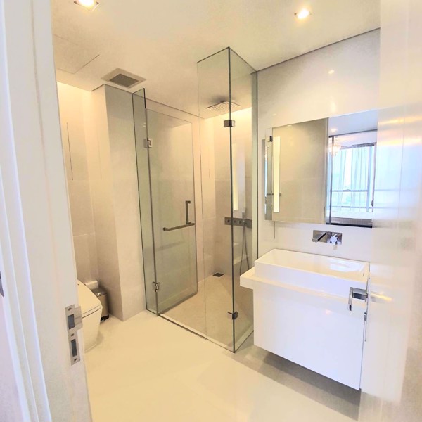 Picture of 1 bed Condo in The Bangkok Sathorn Yan Nawa Sub District C016144