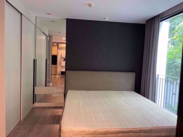 รูปภาพ 1 ห้องนอน Condo ในโครงการ The Room Sukhumvit 40 Phra Khanong Sub District C016152