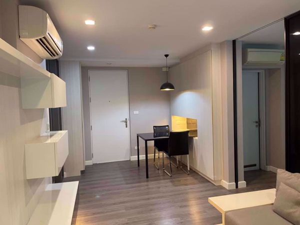 รูปภาพ 1 ห้องนอน Condo ในโครงการ The Room Sukhumvit 40 Phra Khanong Sub District C016152