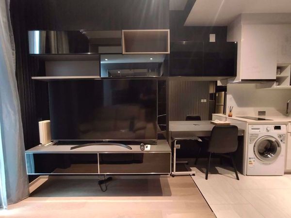 Picture of 1 bed Condo in Ashton Silom Suriyawong Sub District C016165