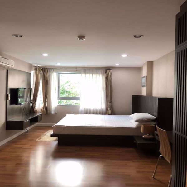 Picture of 1 bed Condo in The Clover Khlong Tan Nuea Sub District C016172