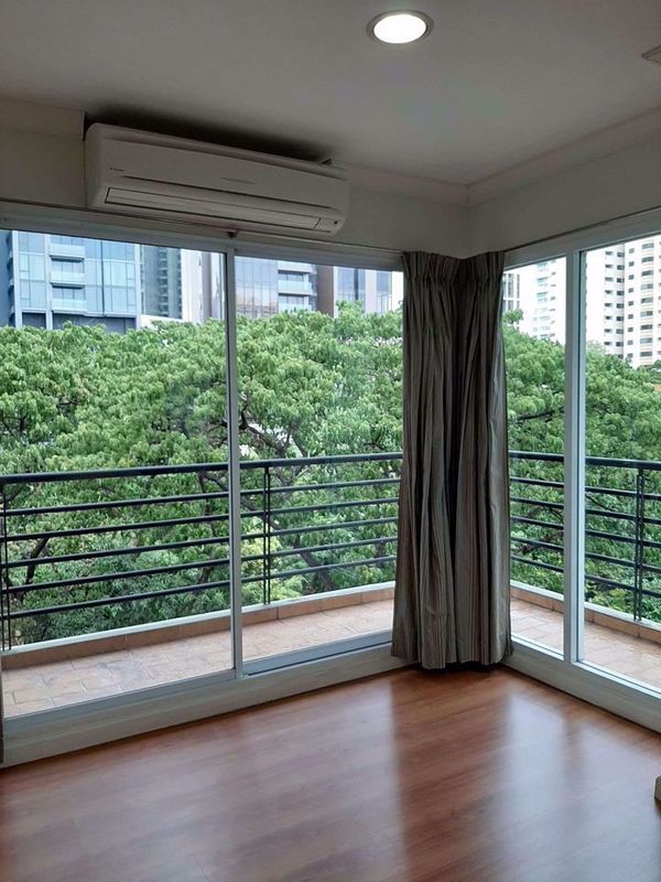 Picture of 2 bed Condo in Lumpini Suite Sukhumvit 41 Khlong Tan Nuea Sub District C016204