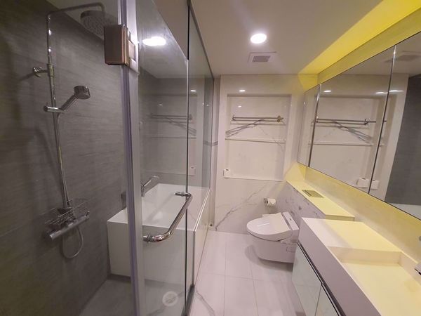 Picture of 2 bed Condo in Siamese Exclusive Sukhumvit 31 Khlong Toei Nuea Sub District C016234