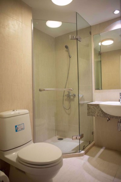 Picture of 2 bed Condo in The Clover Khlong Tan Nuea Sub District C016241