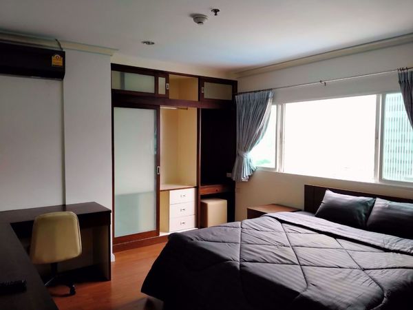 Picture of 2 bed Condo in Grand Park View Khlong Toei Nuea Sub District C016263