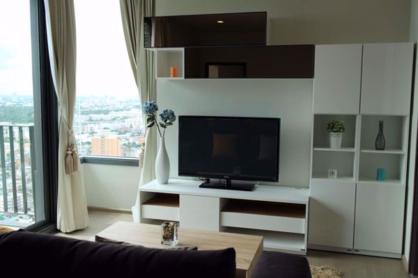 Picture of 2 bed Condo in Pyne by Sansiri Thanonphetchaburi Sub District C016268