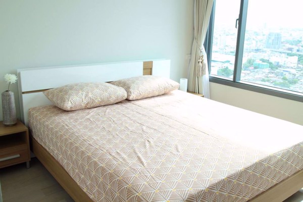 Picture of 2 bed Condo in Pyne by Sansiri Thanonphetchaburi Sub District C016268