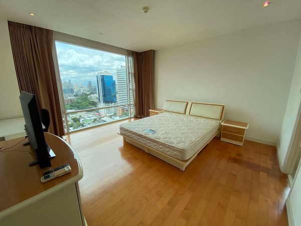 รูปภาพ 2 ห้องนอน Condo ในโครงการ Fullerton Sukhumvit Khlongtoei Sub District C016281