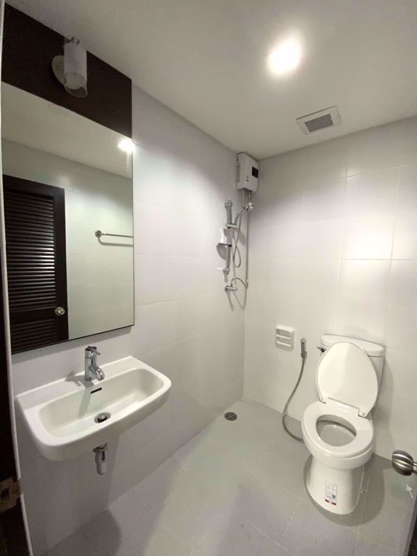 Picture of 2 bed Condo in Acadamia Grand Tower Khlong Tan Nuea Sub District C016291