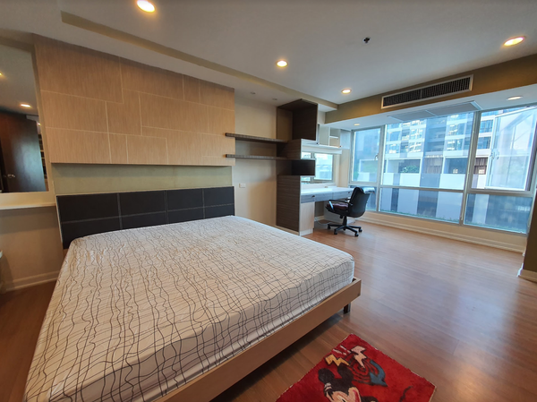 Picture of 2 bed Condo in The Trendy Condominium Khlong Tan Nuea Sub District C016310