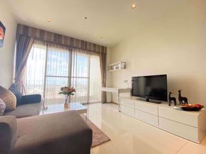 Picture of 1 bed Condo in The Emporio Place Khlongtan Sub District C016313