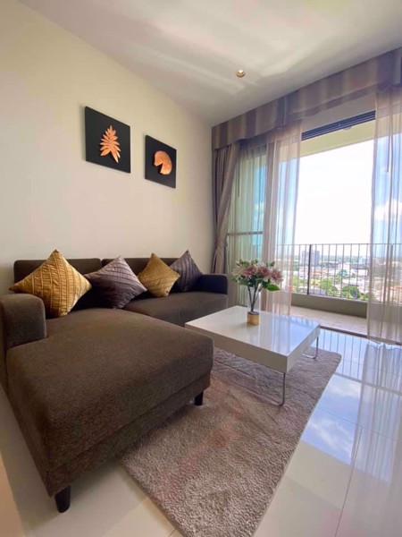 Picture of 1 bed Condo in The Emporio Place Khlongtan Sub District C016313