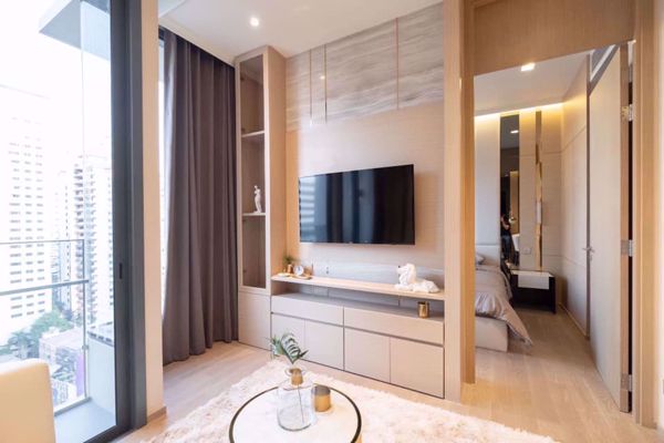 Picture of 1 bed Condo in The ESSE Asoke Khlong Toei Nuea Sub District C016383