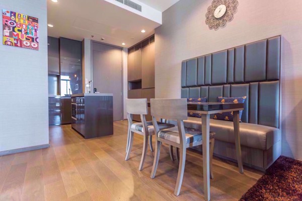 รูปภาพ 3 ห้องนอน Condo ในโครงการ The Diplomat Sathorn Silom Sub District C016395