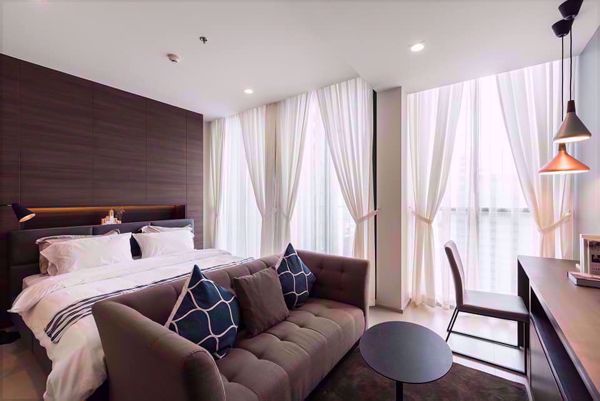 Picture of 1 bed Condo in Noble Ploenchit Lumphini Sub District C016401