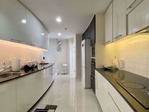 Picture of 3 bed Condo in Supakarn Condominium Khlong Ton Sai Sub District C016431