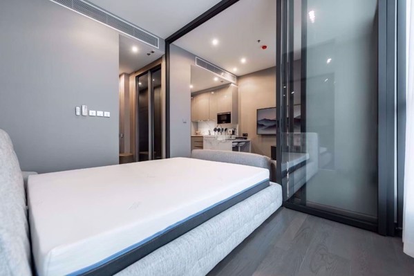 Picture of 1 bed Condo in The Esse at Singha Complex Khlong Toei Nuea Sub District C016443