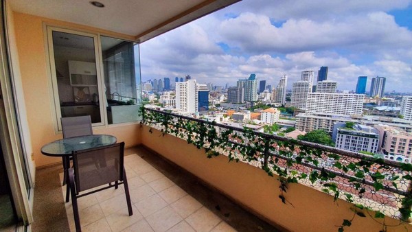 Picture of 3 bed Condo in Hampton Thonglor 10 Khlong Tan Nuea Sub District C016463