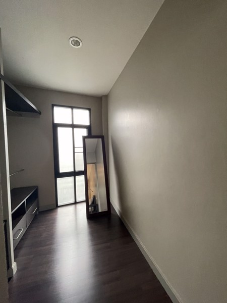 Picture of 2 bed Condo in Chapter 31 Khlong Tan Nuea Sub District C016488