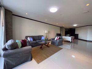 Picture of 3 bed Condo in PR Court Khlong Tan Nuea Sub District C016490