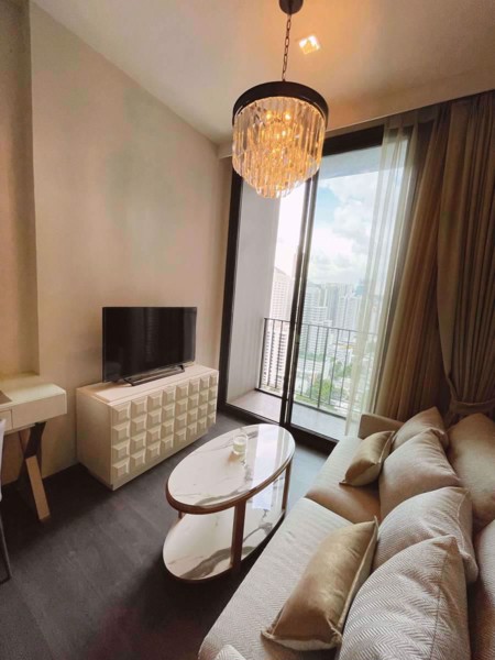 Picture of 1 bed Condo in Edge Sukhumvit 23 Khlong Toei Nuea Sub District C016497