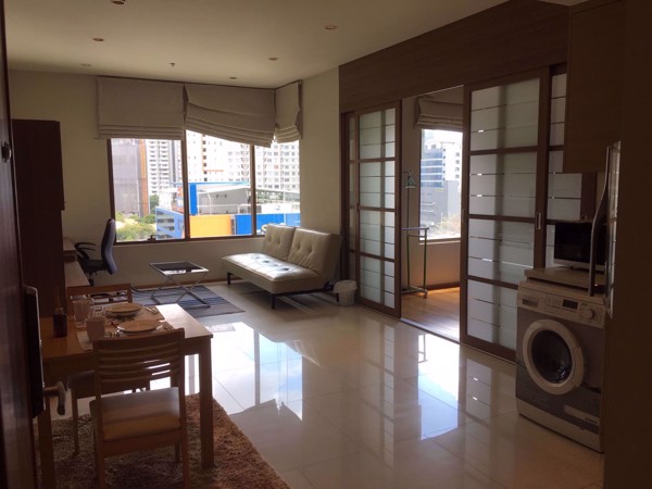 Picture of 1 bed Condo in The Emporio Place Khlongtan Sub District C016539