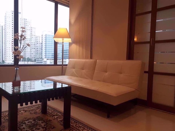 Picture of 1 bed Condo in The Emporio Place Khlongtan Sub District C016539