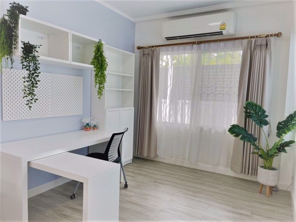 Picture of 3 bed House  Khlong Tan Nuea Sub District H016560