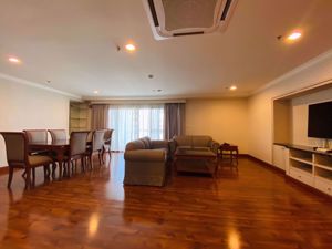 Picture of 3 bed Condo in GP Grande Tower Khlong Toei Nuea Sub District C016573