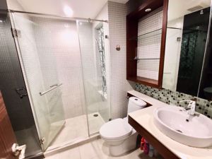 Picture of 4 bed Condo in Avenue 61 Khlong Tan Nuea Sub District C016580