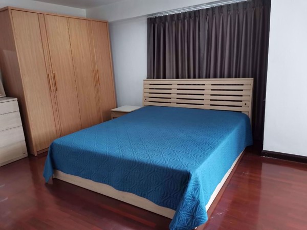 Picture of 3 bed Condo in Baan Phaholyothin Place Phayathai District C016607