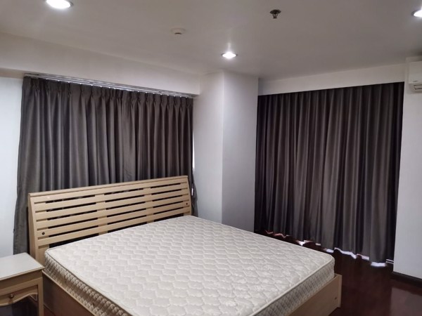 Picture of 3 bed Condo in Baan Phaholyothin Place Phayathai District C016607