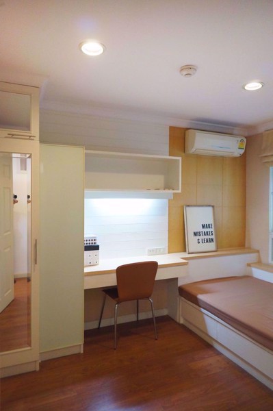 รูปภาพ 3 ห้องนอน Condo ในโครงการ Lumpini Suite Ratchada-Rama III Yan Nawa District C016644