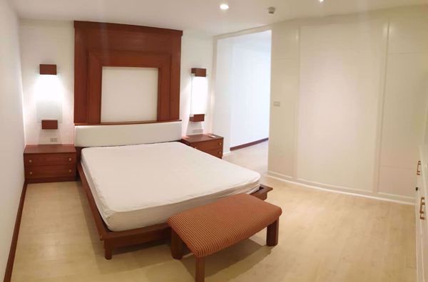 รูปภาพ 3 ห้อง Duplex in Supalai Place Condominium Khlong Tan Nuea Sub District D016649